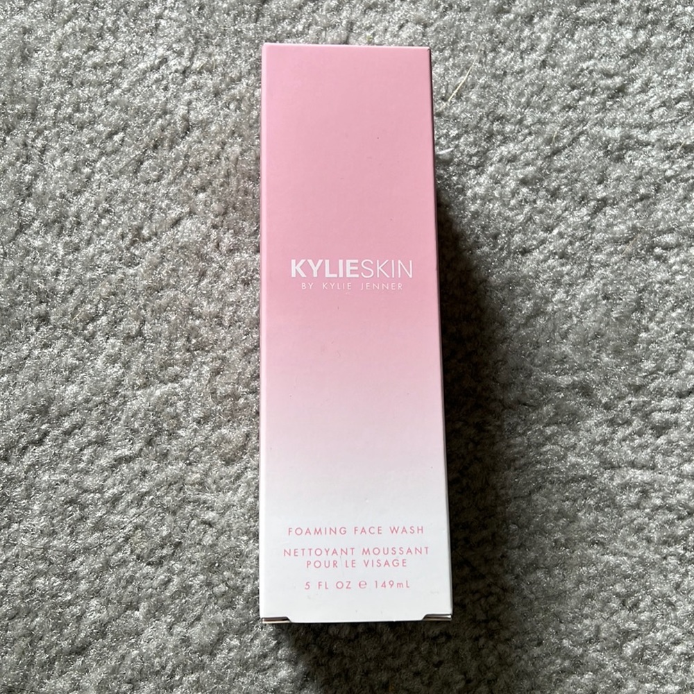 NIB! Kylie Skin Foaming Face Wash